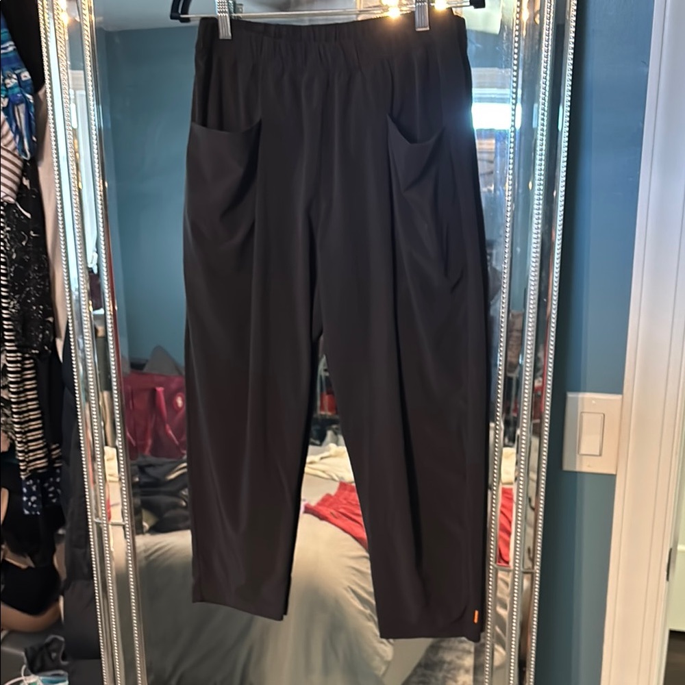 Women’s Lucy Brand Black Pants, perfect for warm weather